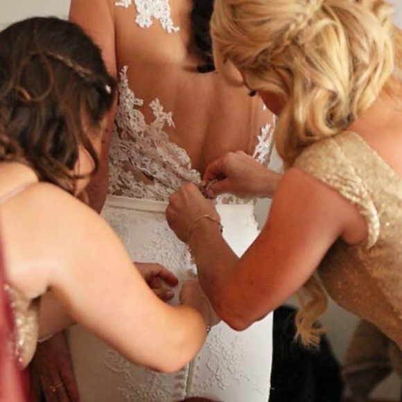 Pronovias Vicenta wedding gown dress - Picture 2 of 7